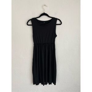 Woman Black A-Line Sleeve Dress, Size M